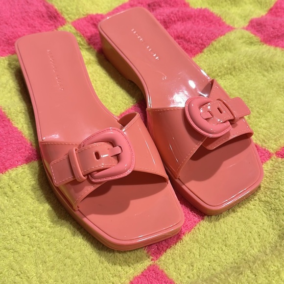Veronica Beard 👡Davina Jelly Sandals Dragonfruit Size 10 New in Box - Picture 3 of 5